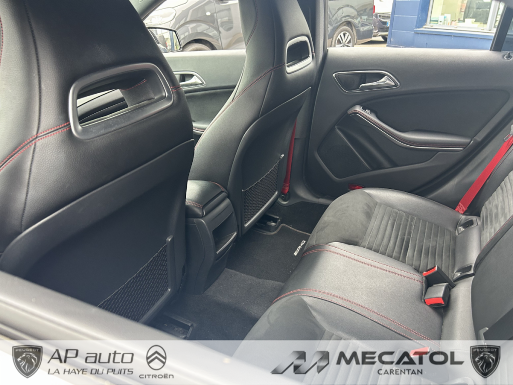 Mercedes Classe CLA Mercedes-AMG CLA 45 4MATIC (BR 117)  4 portes Coupé (juil. 2015) (co2 162)