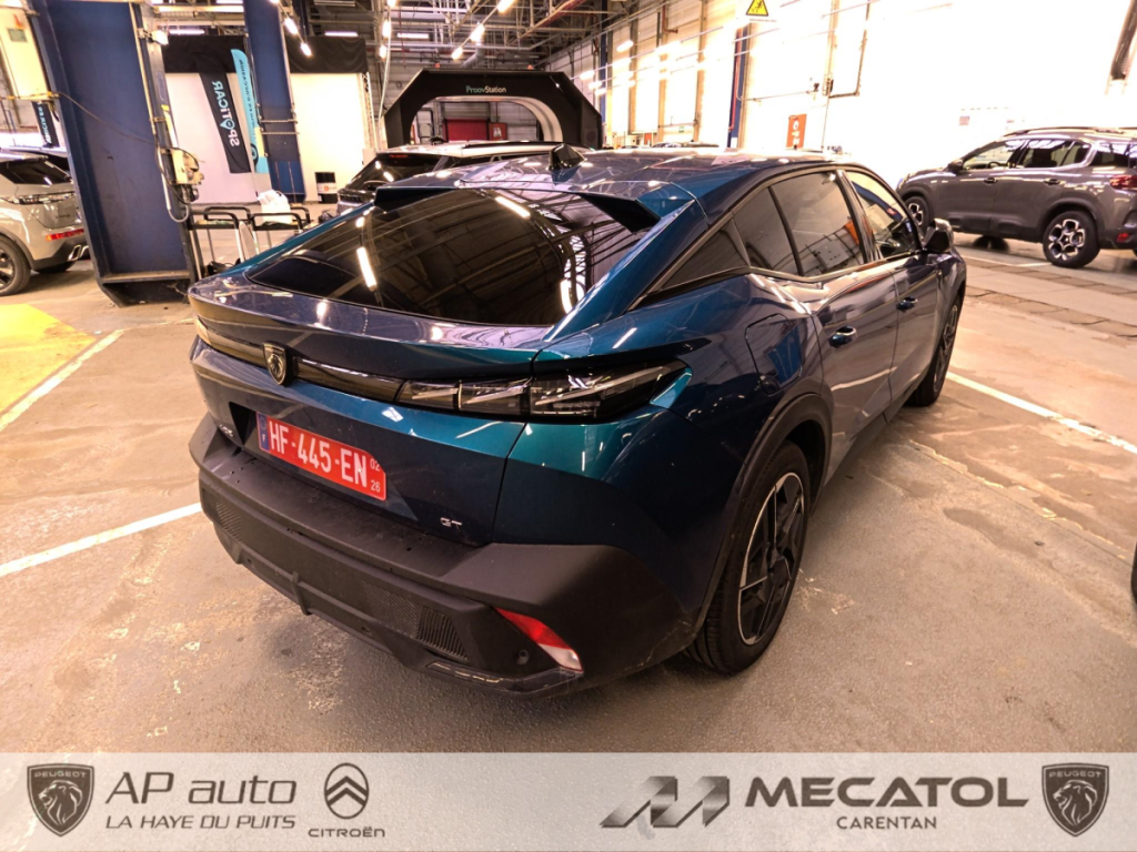 Peugeot 408 Hybrid 145 e-DCS6 GT