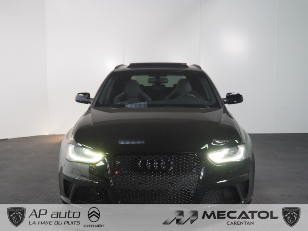 Audi RS4 Avant (4) V8 4.2 FSI S-tronic 7 quattro