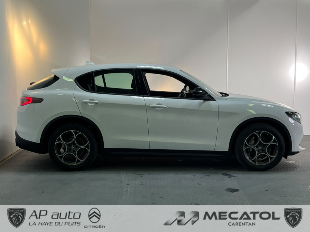 Alfa Romeo Stelvio 2.1 TD 160 AT8 Sprint 5 portes  (janv. 2023) (co2 153)
