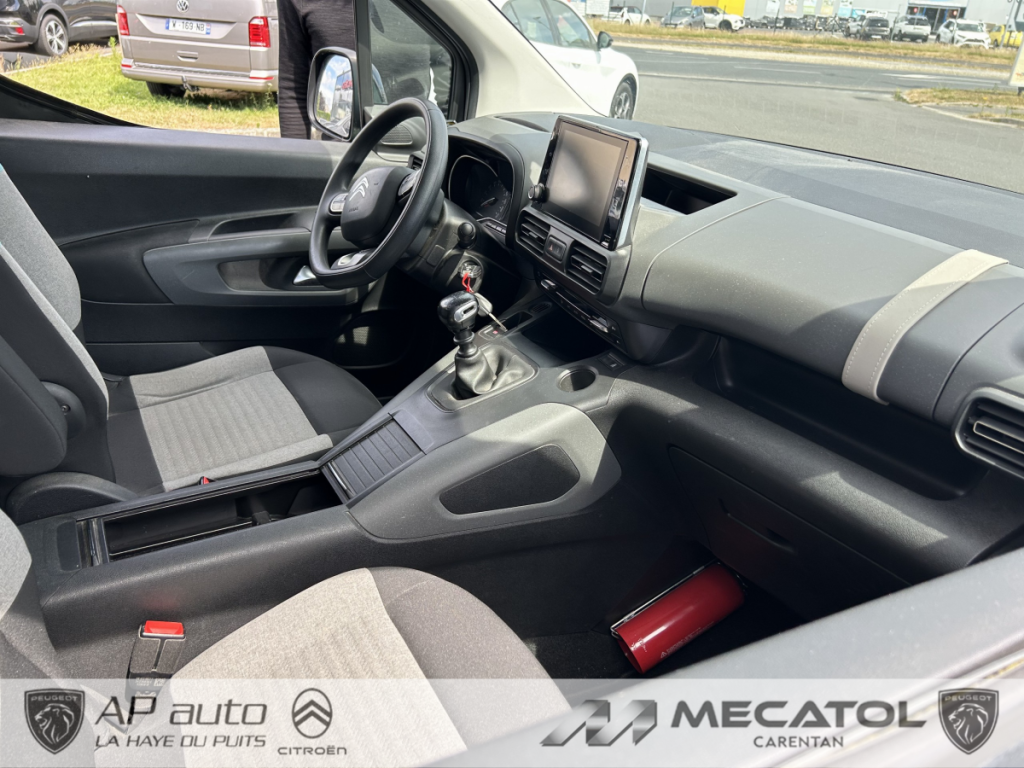 Citroën BERLINGO Taille M PureTech 110 S&S BVM6 Feel (AM 10)  5 portes  (janv. 2019) (co2 119)