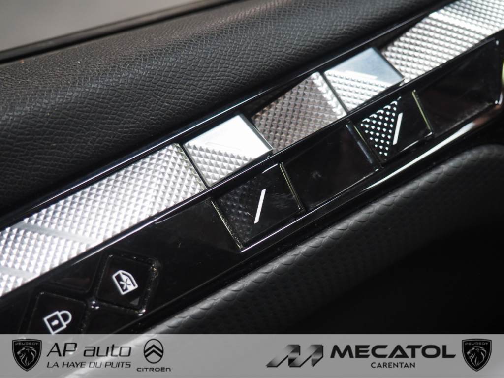 Ds DS 4 (2) E-TENSE 225 CROSS RIVOLI AUTO