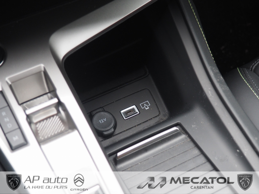 Peugeot 408 Hybrid 145 e-DCS6 GT