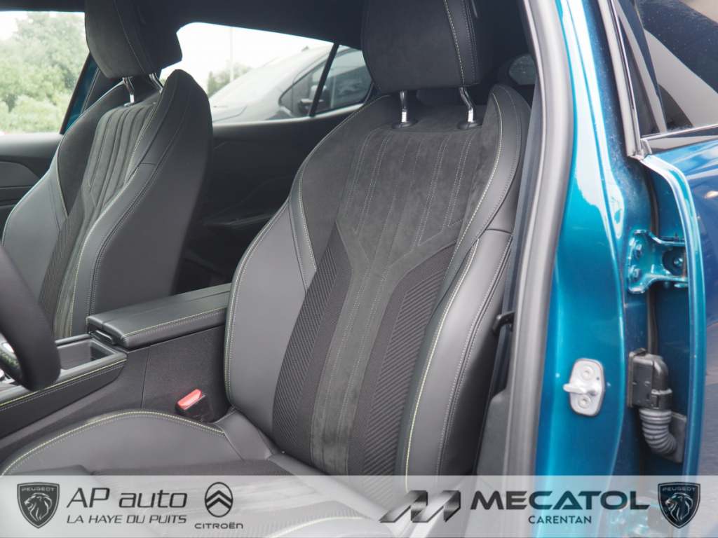 Peugeot 408 Hybrid 145 e-DCS6 GT