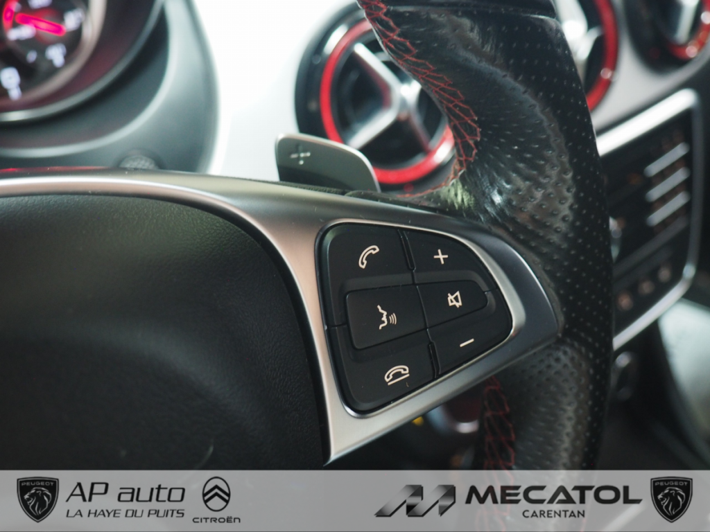 Mercedes Classe CLA Mercedes-AMG CLA 45 4MATIC (BR 117)  4 portes Coupé (juil. 2015) (co2 162)