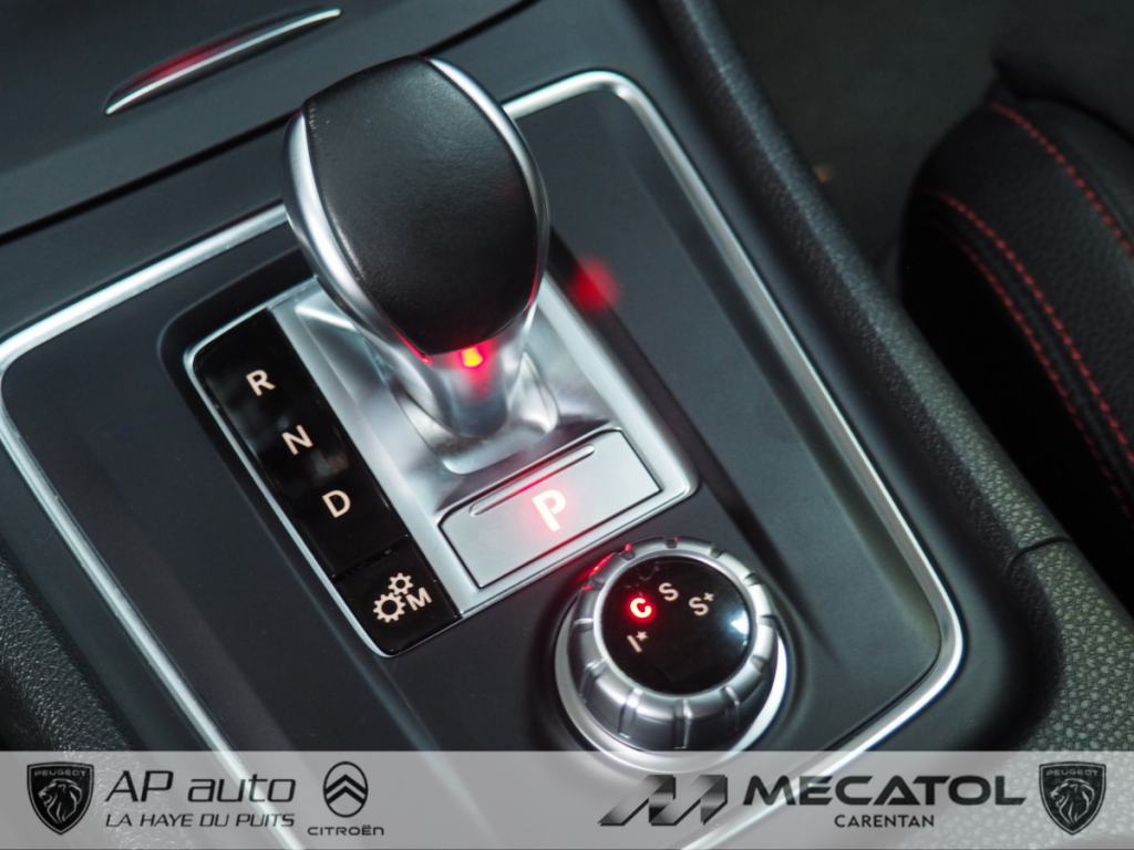 Mercedes Classe CLA Mercedes-AMG CLA 45 4MATIC (BR 117)  4 portes Coupé (juil. 2015) (co2 162)
