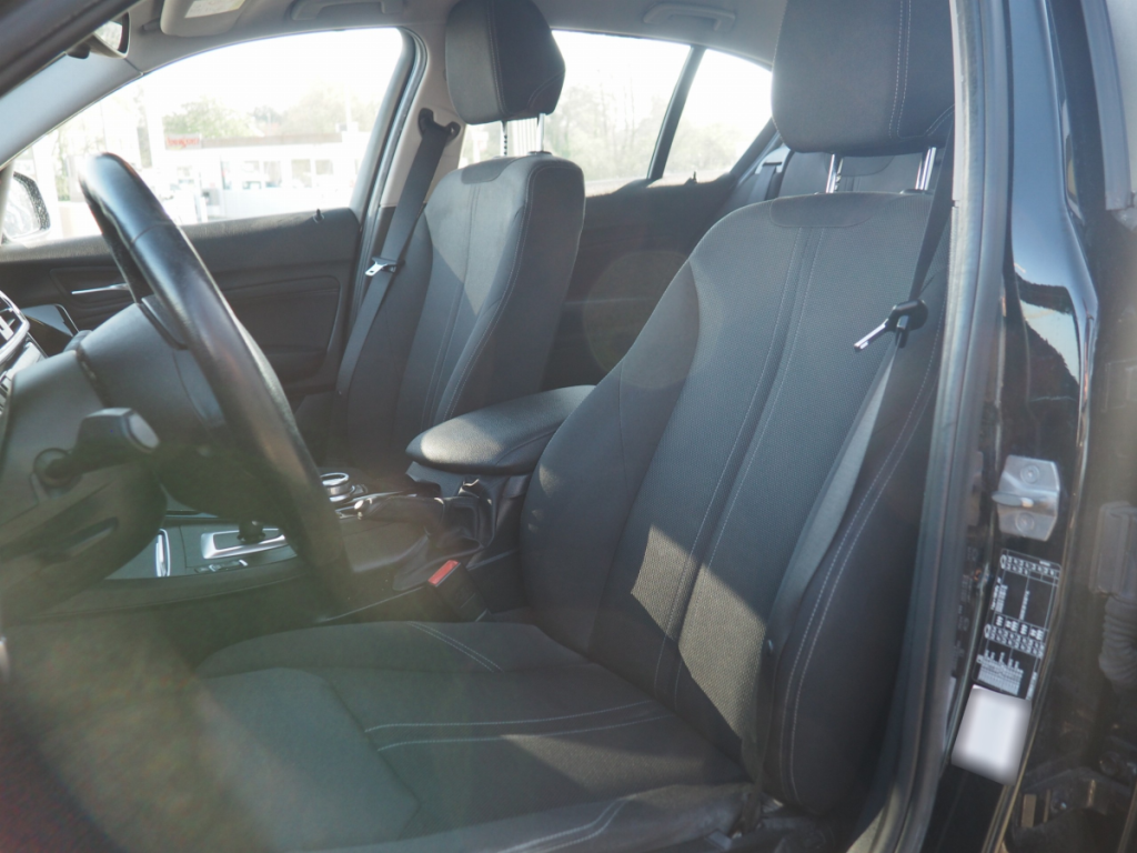 Bmw Série 1 (2) 118d Business Design (F20 LCI)  5 portes  (janv. 2018) (co2 109)