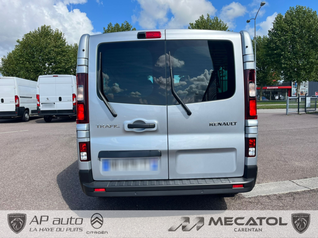 Renault Trafic (3) grand techno Blue dCi 150 - 24b 4 portes  (mars 2025) (co2 184.0)