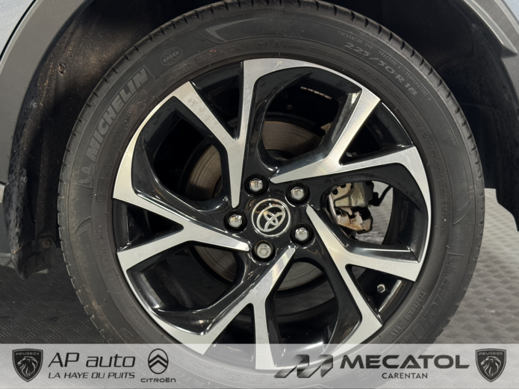 Toyota C-HR 1.8 Hybride 122 Collection (MY20)  5 portes  (nov. 2020) (co2 112)