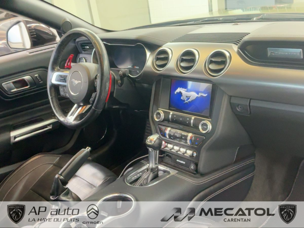 Ford Mustang (6) 5.0 Ti-VCT V8 Convertible GT