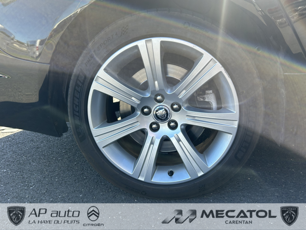 Jaguar XF V6 3.0D LUXE PREMIUM
