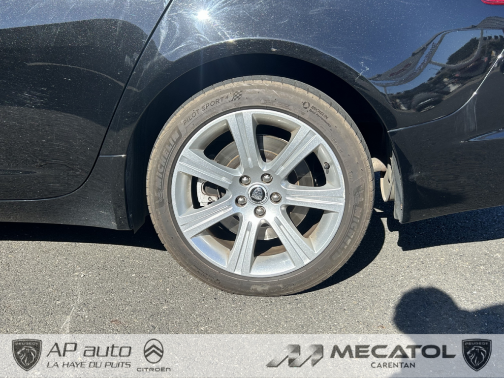 Jaguar XF V6 3.0D LUXE PREMIUM