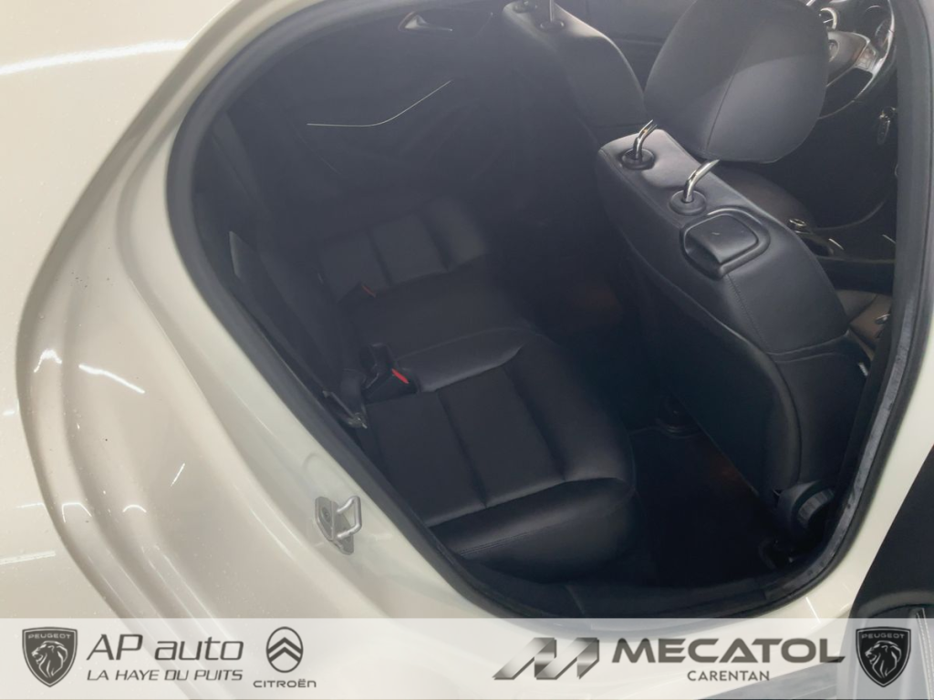 Mercedes Classe GLA GLA 250 4MATIC Fascination (245)  5 portes  (juil. 2014) (co2 154)