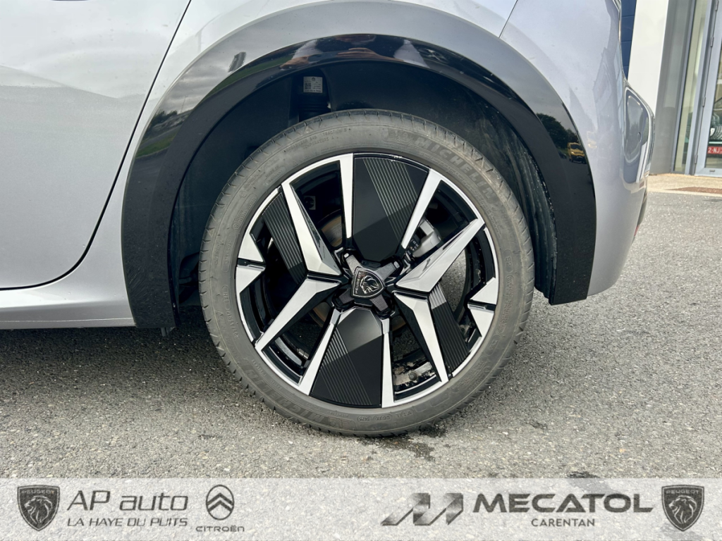 Peugeot 208 (2) 1.2 Hybrid 145 GT