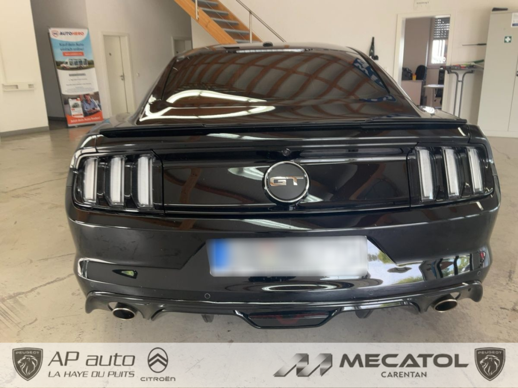 Ford Mustang (6) Fastback V8 BVM6 GT