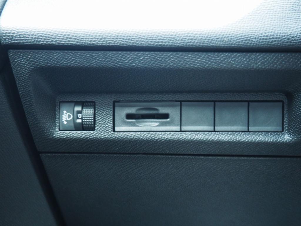 Peugeot 308 SW (3) BlueHDi 130 EAT8 ALLURE