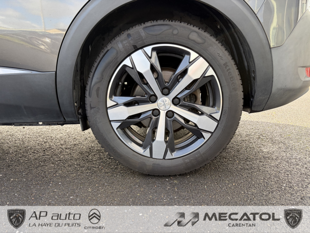 Peugeot 5008 (2) BlueHDi 130 S&S EAT8 CROSSWAY